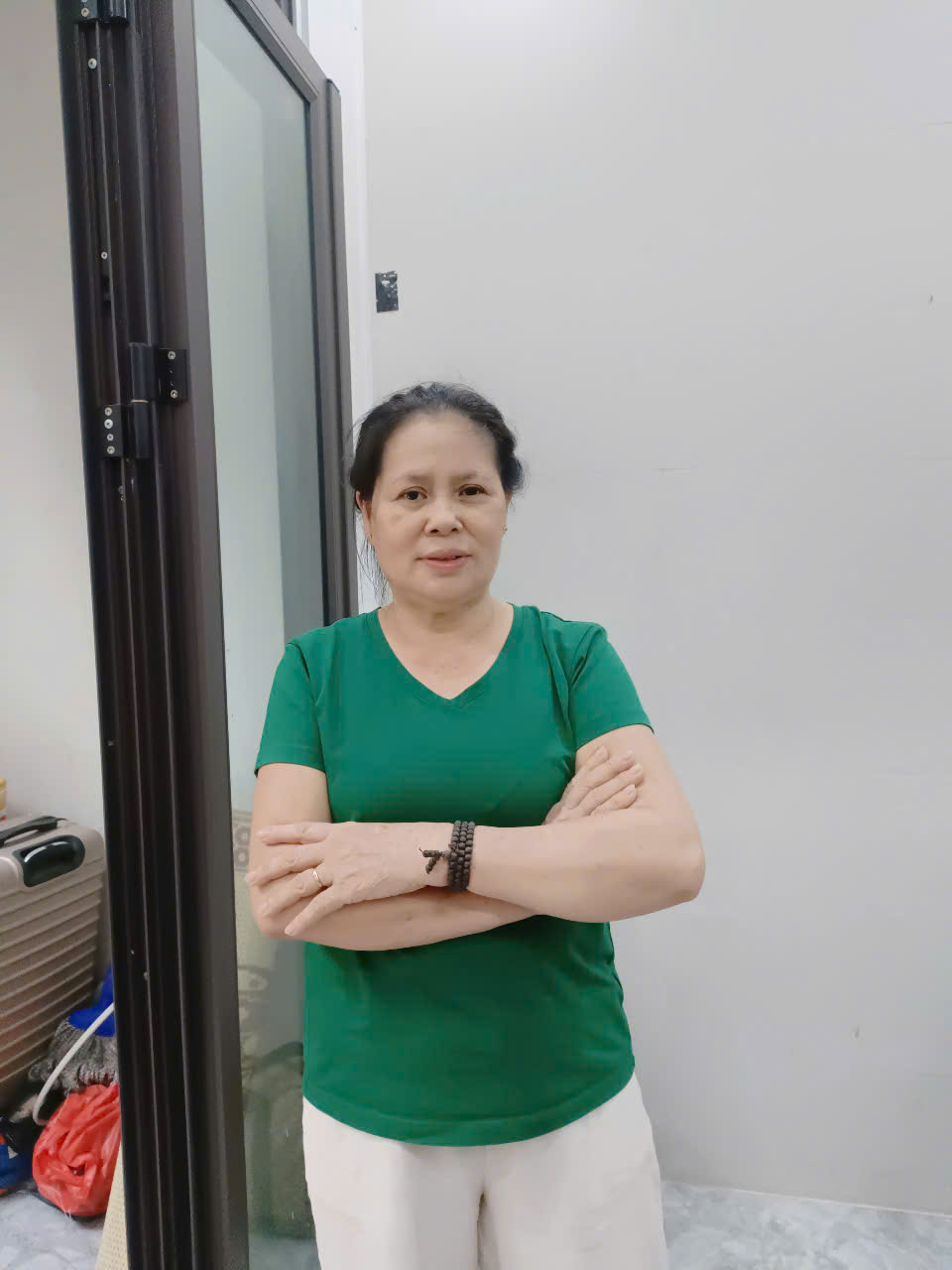 Người giúp việc Hoa